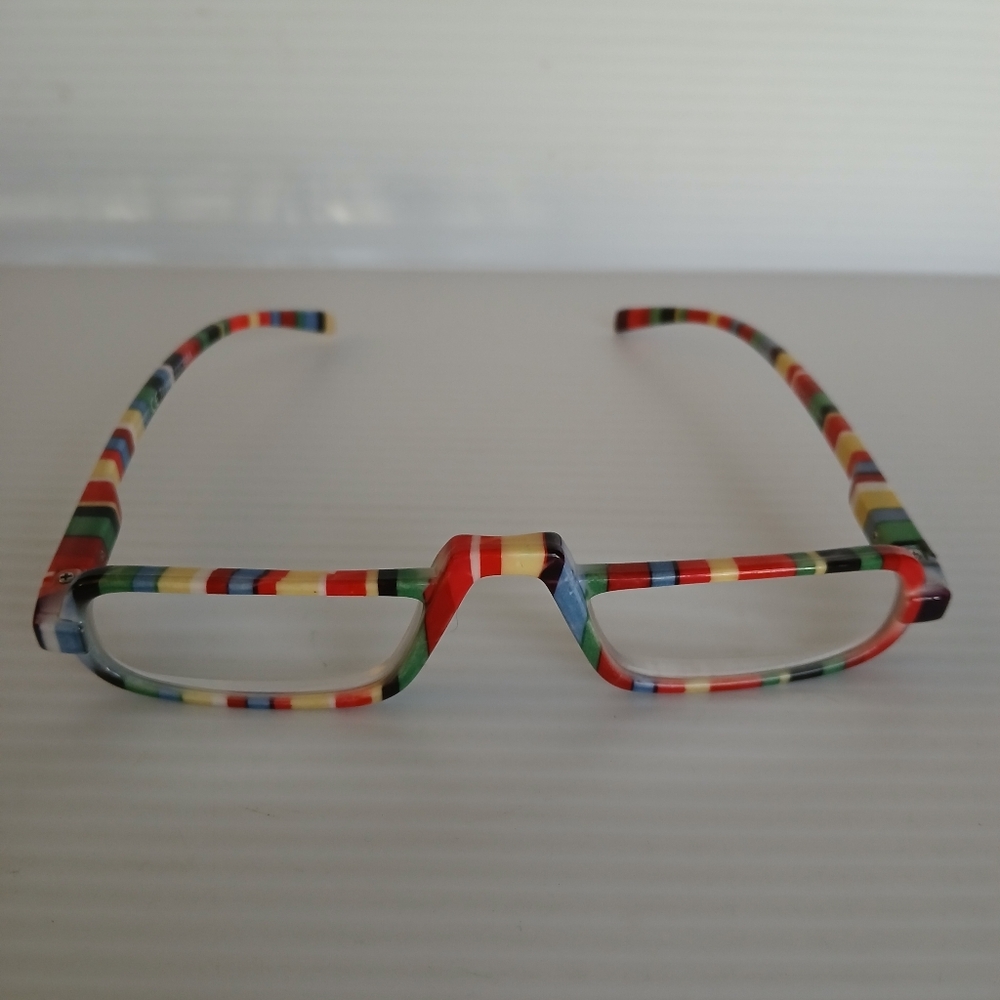Peepers Fruit Stripe Gum Reading Glasses 4.00 Strength